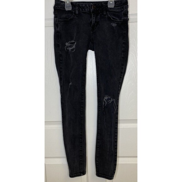 American Eagle Size 4 x 30 Super Stretch Jeggings Black Denim Jeans Low Rise - Picture 1 of 10